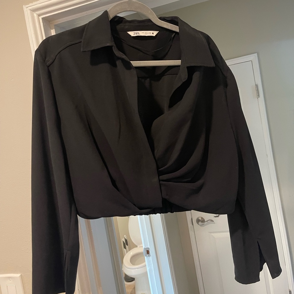 Cropped button down Zara top size XL